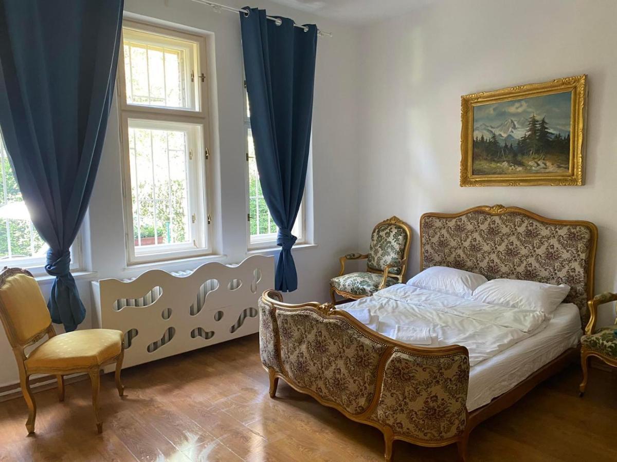 Bank Invest Apartmens - Old Town Apartment Praga Exterior foto