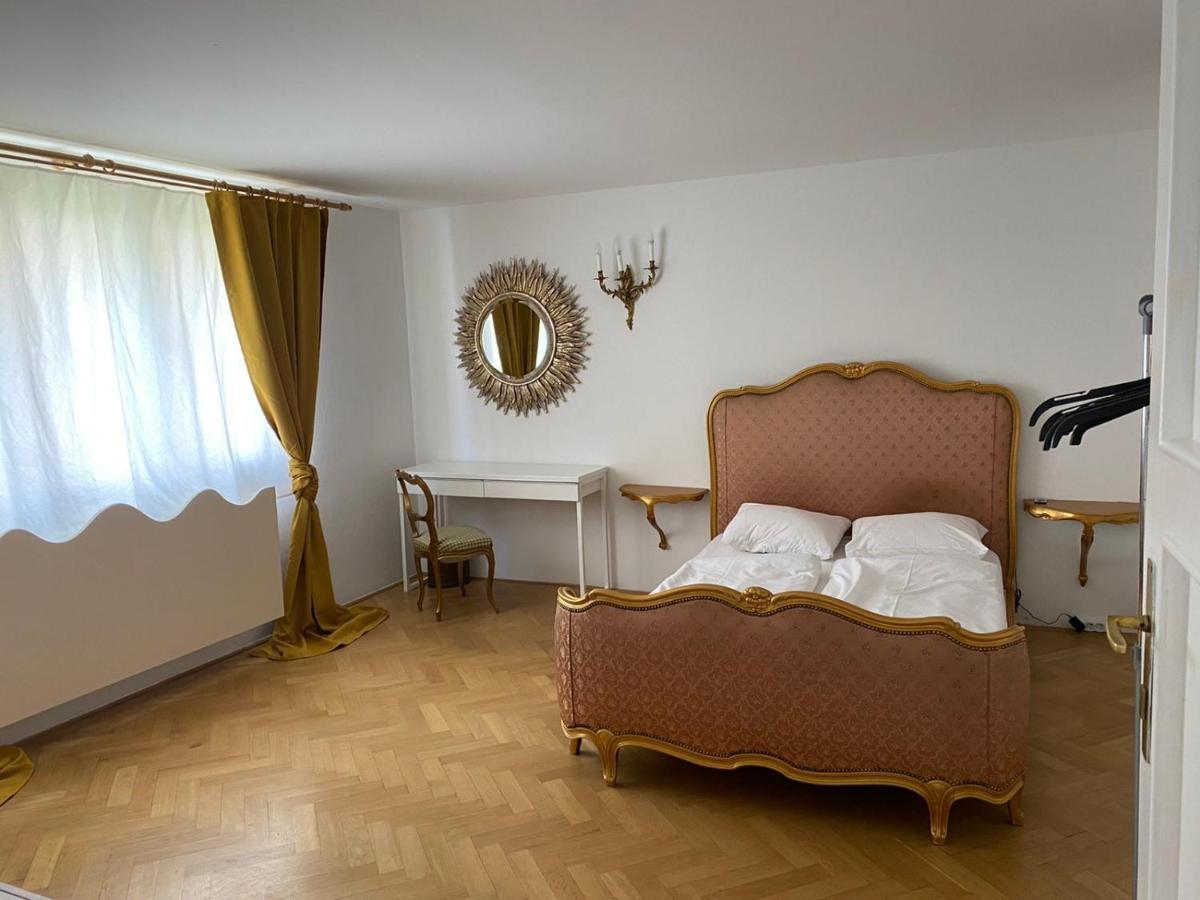 Bank Invest Apartmens - Old Town Apartment Praga Exterior foto
